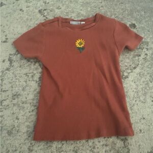 sunflower designed tee shirt!!